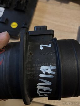 ŠKODA OCTAVIA 2 náhradné diely - 8