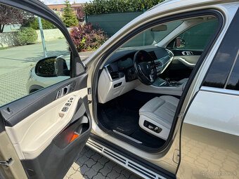 Predám BMW X5 XDrive30d A/T - 8