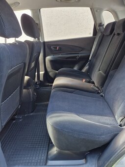HYUNDAI TUCSON 2.0 103kw 4x4 - 8