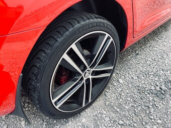 Škoda Rapid Spaceback 1.4TSI DSG Sportline - 8