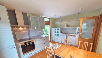 na prenájom zariadený dvojgeneračný rodinný dom - 8