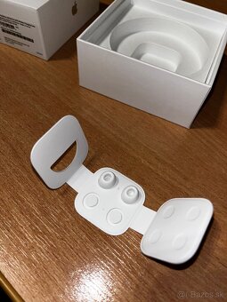 Apple AirPods 2 Pro - 8