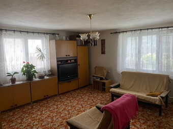 Rodinný dom Očová, tichá ulica, slnečný pozemok, voľný - 8