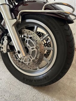 Suzuki Intruder VLR1800 - 8