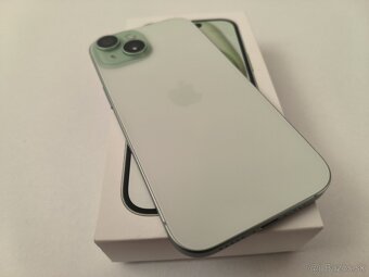 apple iphone 15 128gb Green / Batéria 87% - 8