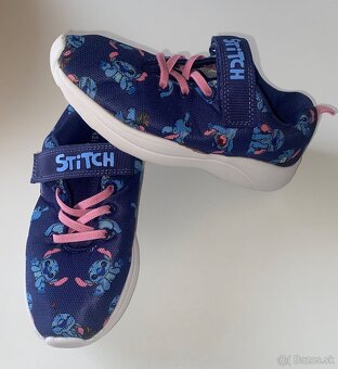 Primark Stitch lahke tenisky velkost 30/31 (20 cm) - 8