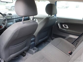 Škoda Fabia Kombi 1.4 16V ELEGANCE DIG.KLIMA - 8