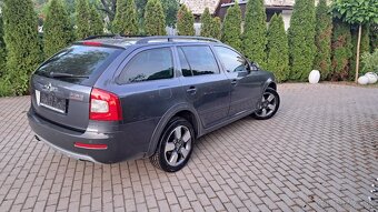 Škoda OCTAVIA Combi 2.0 TDI 4x4 scout - 8