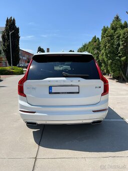 Volvo XC90 B5 2.0 AWD, Benzín+HEV, 2020, 184 kW, 129092 km - 8