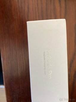 Apple AirPods pro - 8