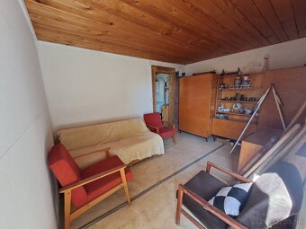 ZÁHRADA S CHATKOU A PIVNICOU pri Piešťanoch - 8