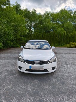 Kia Ceed 1.4 CVVT, Benzín ,127 000km, Kupované na SK - 8