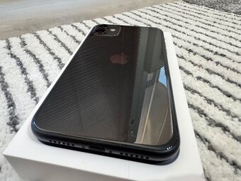 Apple iPhone 11 128GB Black - 8