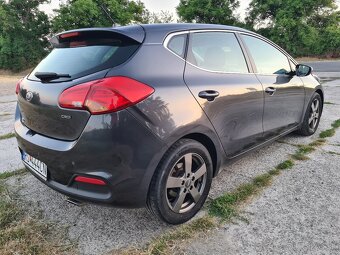 Kia ceed 1,6 CRDi 94kw automat Gold kúpené SR - 8