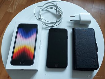 Iphone SE 2022 - 8