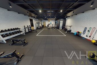 🏙️ Na predaj obchodný priestor v úplnom centre Senca - 8