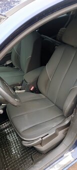 Megane 179000 km nová STK bez hrdze - 8