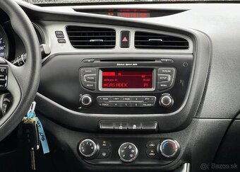 Kia Cee´d 1.4 CVVT LPG KLIMA TEMPOMAT lpg + benzín manuál - 8