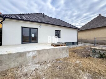 REZERVOVANÉ 3 izbový rodinný dom - kompletná rekonštrukcia - - 8