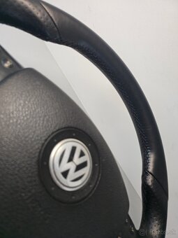 GTI kožený multifunkčný volant s radením F1 - 8