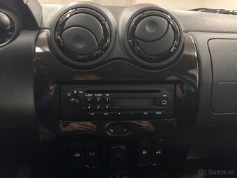 Dacia Duster 1.6 4x4 - 8