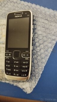 2x Nokia E52 Kompletní balení - 8