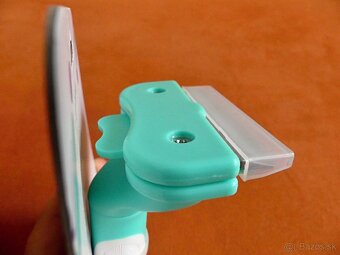 Hrebeň na vyčesávanie srsti - Furminátor M + miska zadarmo - 8