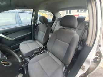 Predám chevrolet aveo 1,4 - 8