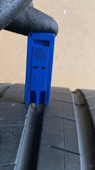 255/55 r19 Brigestone letne - 8