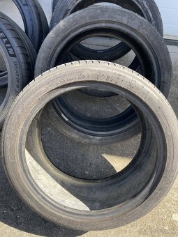 275 40 R20 255 40 R19 - 8