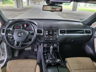 Touareg 4,2TDI 250kw R-LINE - 8