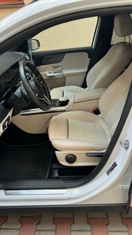 Mercedes-Benz GLA 200 D - 8
