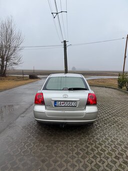 Toyota Avensis 2.0 D-4D - 8