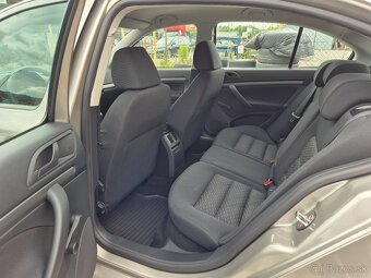 Škoda Octavia 1.6 Tour II - 8