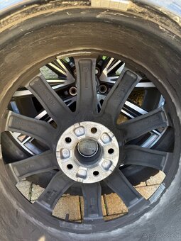 Audi Q8 ORIGINÁL zimná sada 285/45 r21 - 8