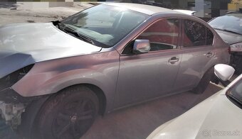 SUBARU LEGACY 2.5 AWD 2010 predám MOTOR EJ25, DVERE, 4X4 - 8