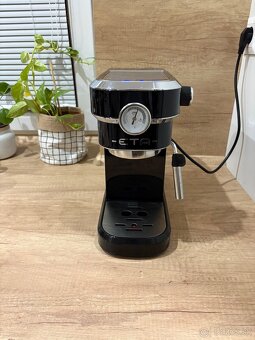 Eta Storio - čierny pákový kávovar - 8