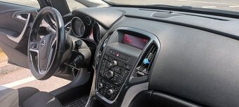Astra J Sports tourer 2.0 CDTI, 121kW, Cosmo, r.v. 2013 - 8