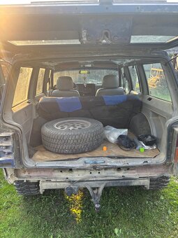 jeep chceekee 2,5td predfacelift - 8