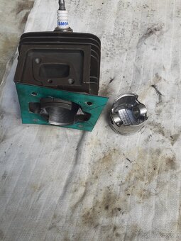 ND NA KROVINOREZ. - 8