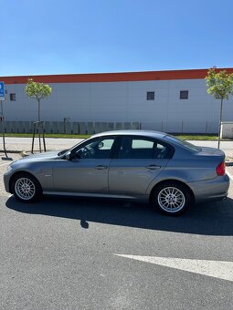 BMW 318d (E90) - 8