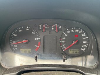 VW Bora 1.6i 74kw - 8