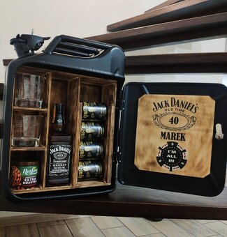 Kanister, minibar, barová skrinka - 8