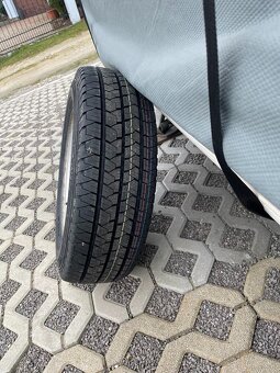Predám karavan Hobby 440 de luxe - 8