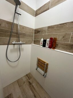 Príjemný 2 izbový byt v Dúbravke - 8