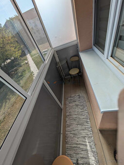 Zariadený 2 izbový byt s balkónom - 8