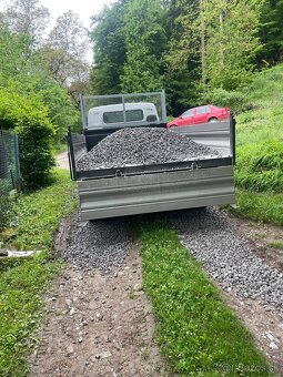 Zemné a výkopove práce Autodoprava Bager Minibage UNC - 8