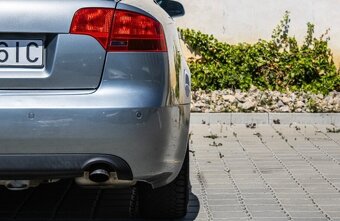 AUDI A4 2.0 TDI QUATTRO - 8