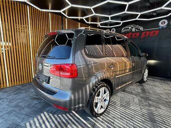 Volkswagen Touran 2.0 TDI Highline DSG 7Miest. - 8