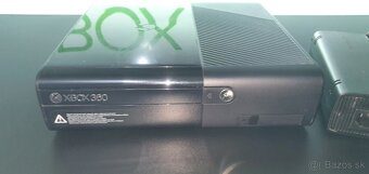 XBOX 360 E - 8
